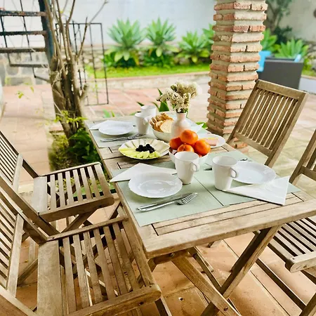 Villa Casa Del Mar, Stunning With Swimming Pool *