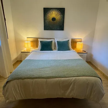 Casa Del Mar, Stunning With Swimming Pool Villa Sitio de Calahonda