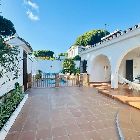 Casa Del Mar, Stunning With Swimming Pool * Sitio de Calahonda