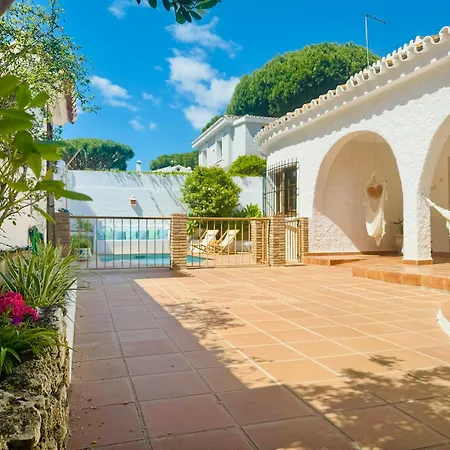 Casa Del Mar, Stunning With Swimming Pool Villa *